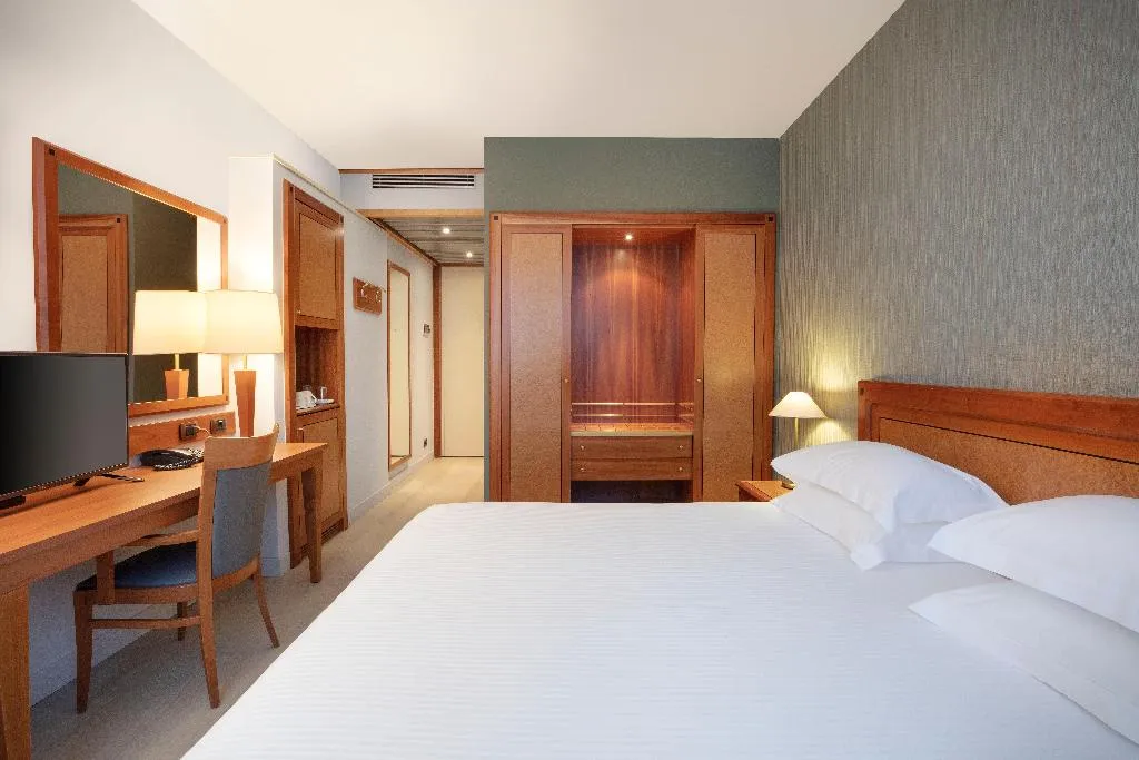 TWIN STANDARD Room, Crowne Plaza Milan Linate, Milan