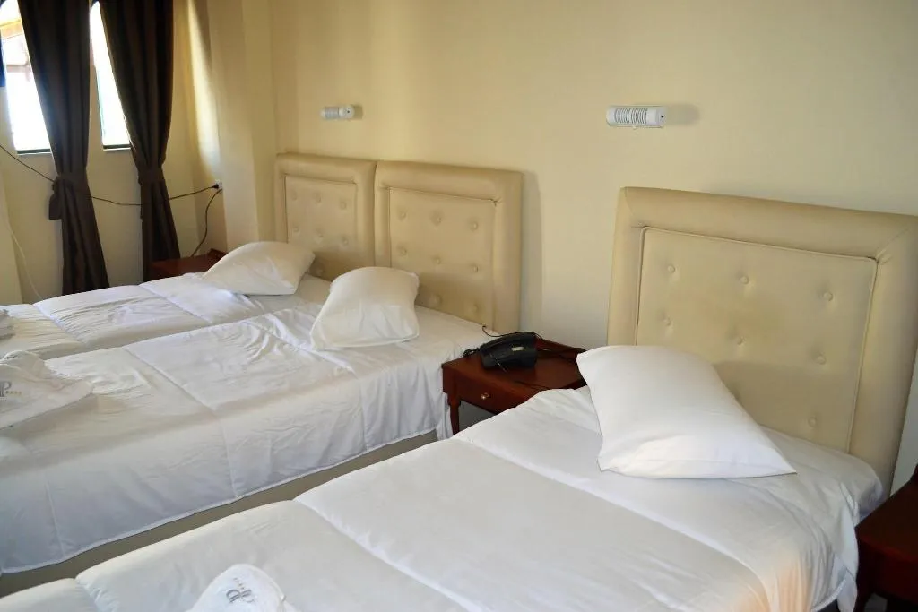TRIPLE STANDARD Room, Diogenis Blue Palace, Crete