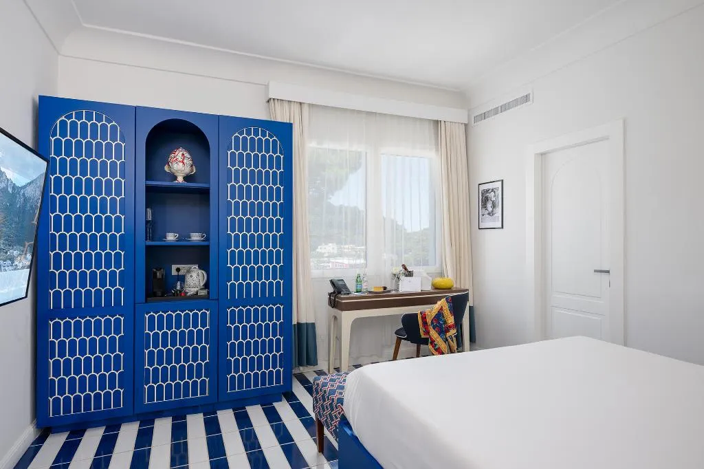DOUBLE SUPERIOR Room, Villa Lia Hotel Capri, Naples