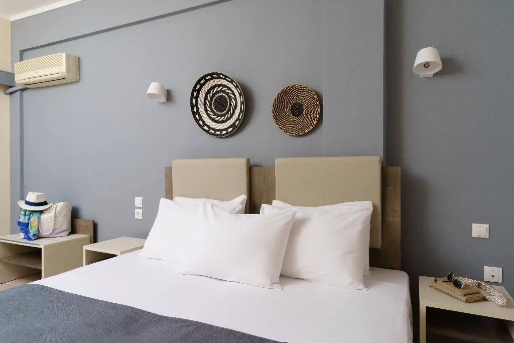 Double or Twin MOUNTAIN VIEW Room, Calamos Beach Family Club Hotel, Athens