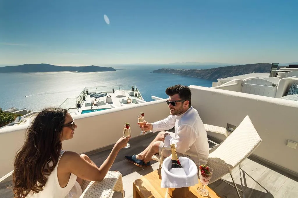 SUITE HONEYMOON Room, Galaxy Suites & Villas, Santorini