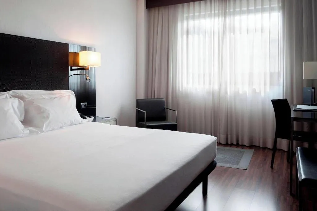 Room, AC Padova, Venice
