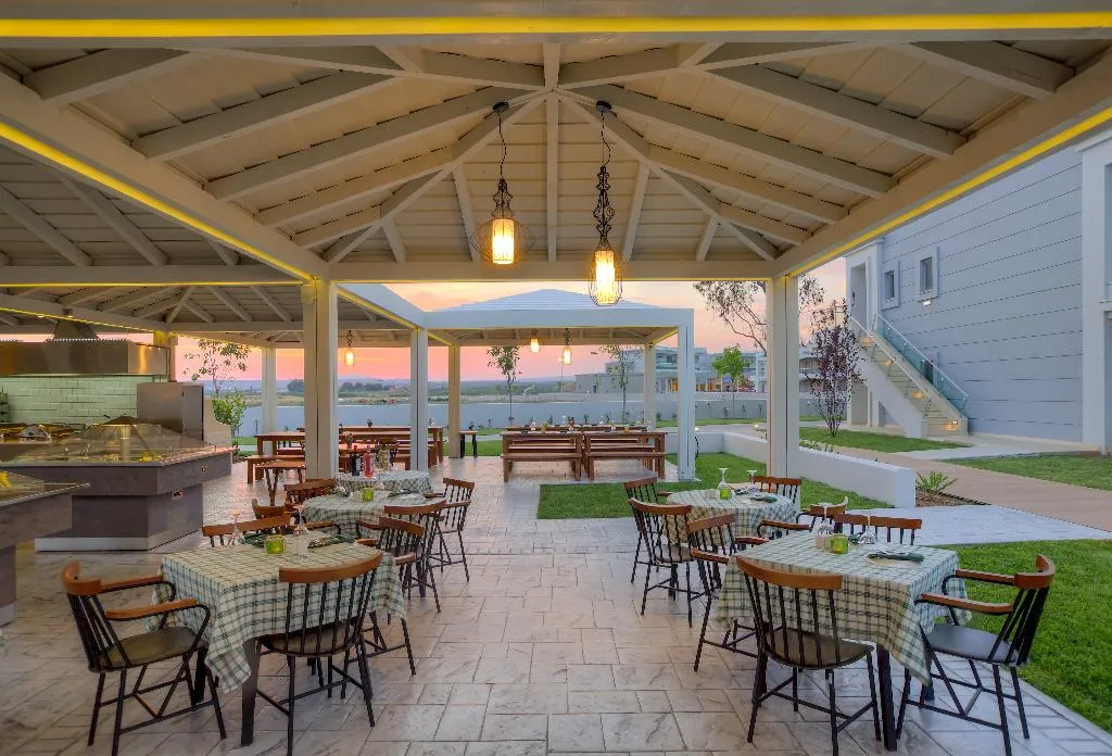Restaurant, Blue Lagoon Princess, Halkidiki