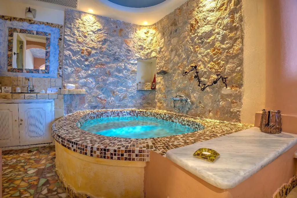 JUNIOR SUITE STANDARD Room, Astarte Suites, Santorini
