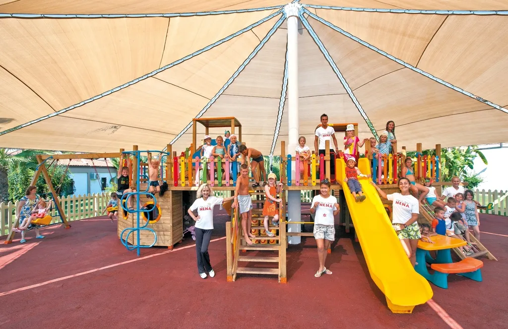 Sports and Entertainment, Club Nena, Antalya