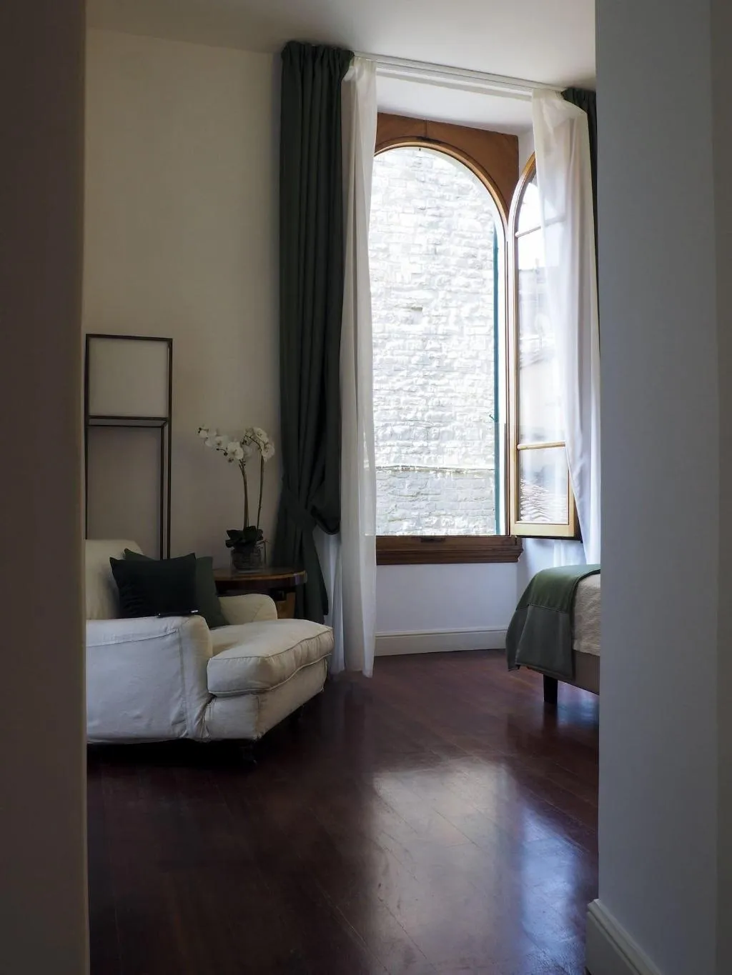 Room, Aqa Palace, Florence
