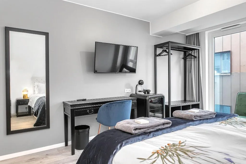 DOUBLE SUPERIOR KING BED Room, City Center Hotel, Reykjavik
