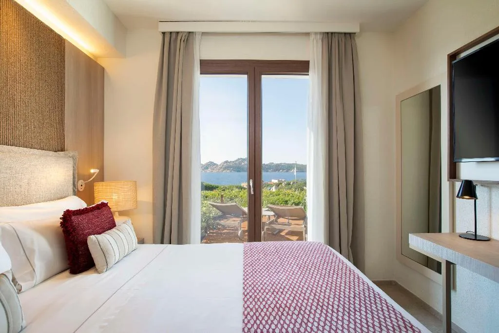 DOUBLE SEA VIEW Room, Mangia's Santa Teresa Sardinia, Curio Collection, Olbia