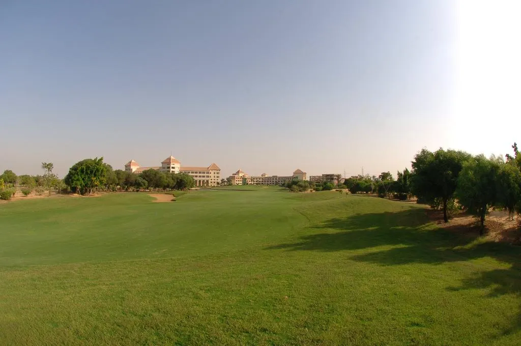 Sports and Entertainment, Hilton Pyramids Golf, Cairo