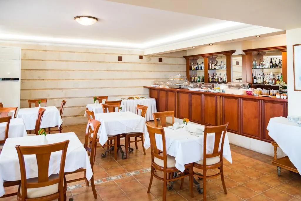 Restaurant, Andreolas Luxury Suites, Zante