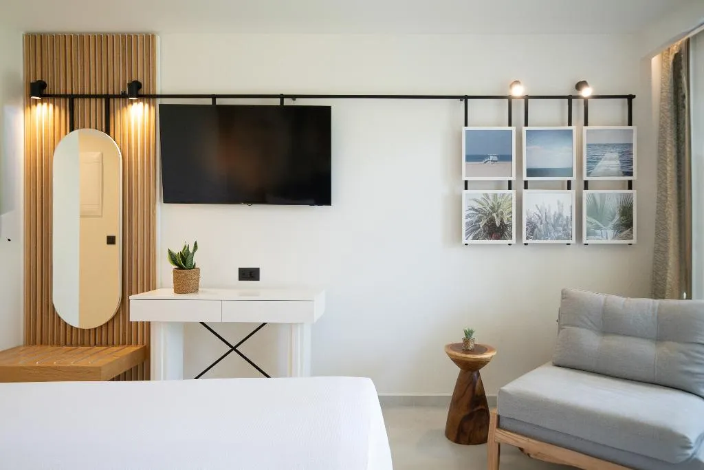 JUNIOR SUITE SIDE SEA VIEW Room, Iberostar Selection Creta Marine, Crete