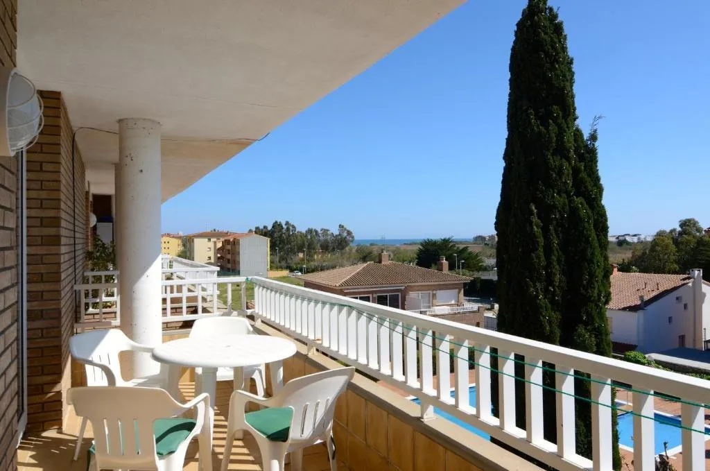 APARTMENT CAPACITY 6 TWO BEDROOMS Room, Del Sol 2D Apartamentos, Costa Brava