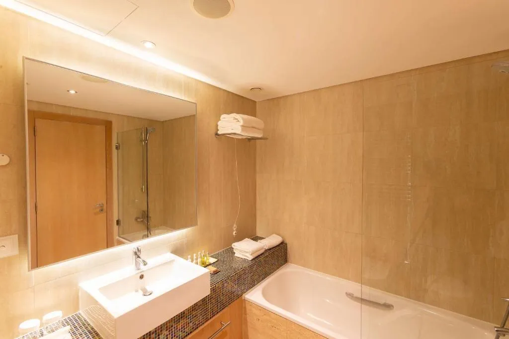 FAMILY ROOM CONNECTING ROOM Room, Hilton Vilamoura As Cascatas Golf Resort & Spa, Algarve
