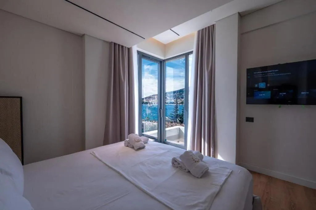 Room, Grand Hotel Saranda, Southern Albania