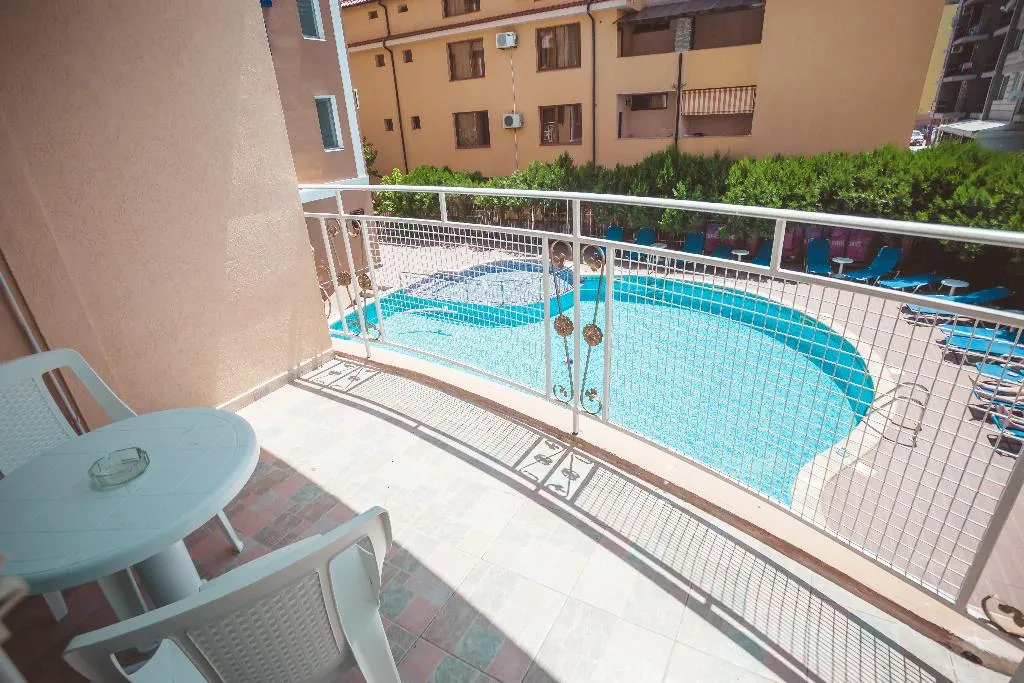 Terrace, Bahami, Bourgas