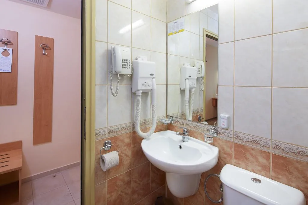 DOUBLE SINGLE USE STANDARD Room, Diamond Hotel, Bourgas