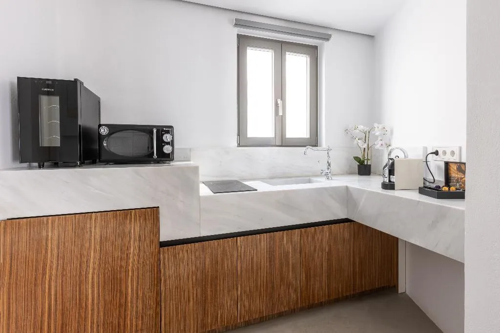 SUITE DELUXE Room, Heavens Edge by Mr and Mrs White, Santorini