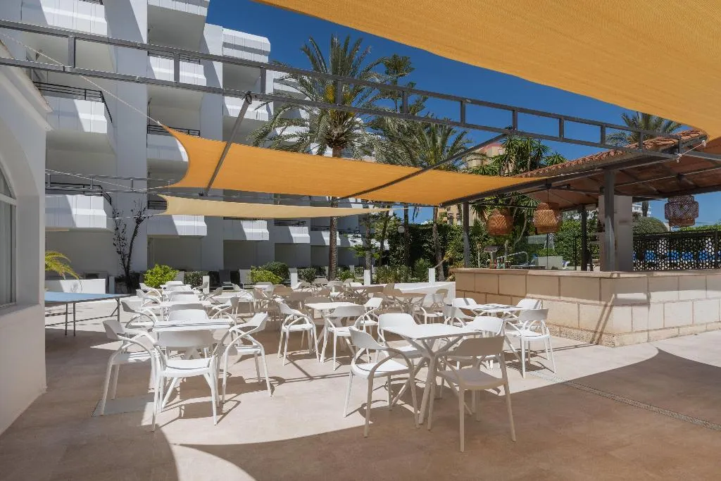 Restaurant, Sol Lunamar Palmanova Apartamentos, Majorca