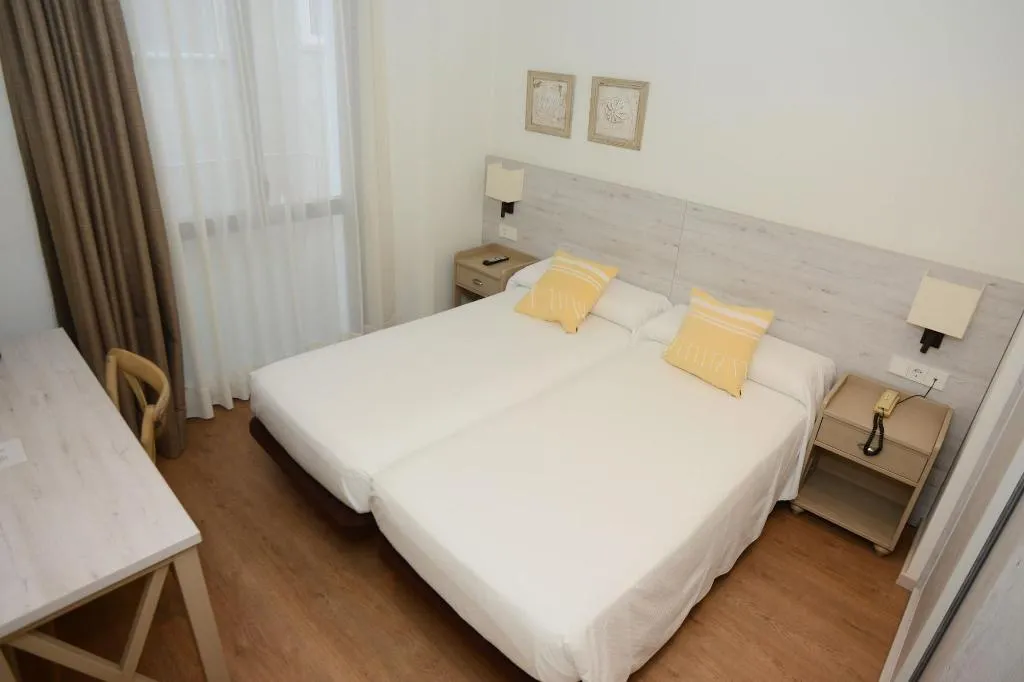 Room, Hotel L´Escala Centre, Costa Brava