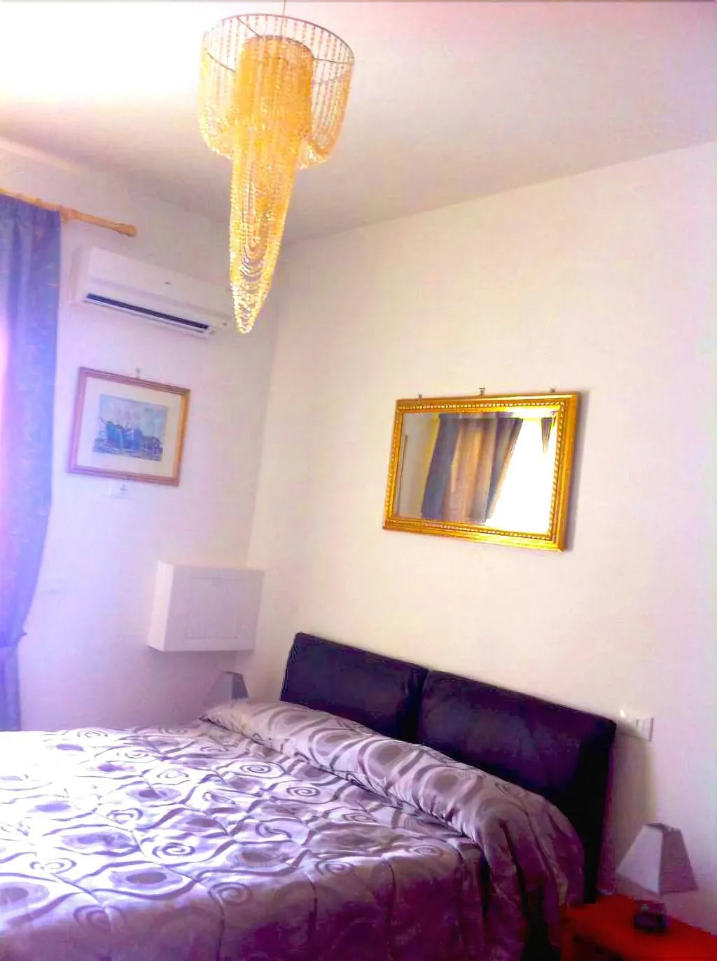 Room, Megaride Santa Lucia, Naples