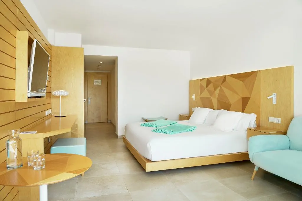 JUNIOR SUITE POOL VIEW Room, Iberostar Selection Playa de Palma, Majorca