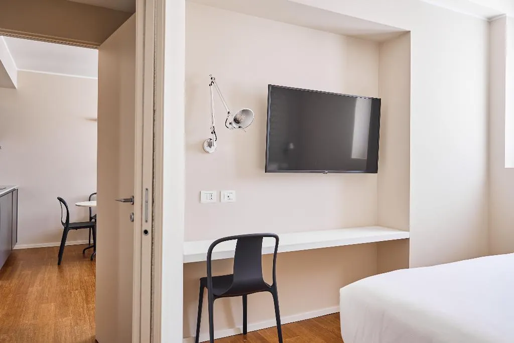 FAMILY ROOM CAPACITY 1 ONE BEDROOM Room, Ariosto Living, Milan