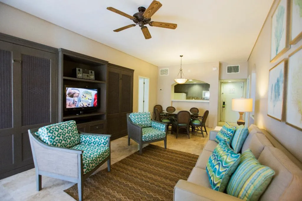 SUITE DELUXE BEACH FRONT Room, Holiday Inn Club Vacations The Royal Sands All Inc, Cancun Area