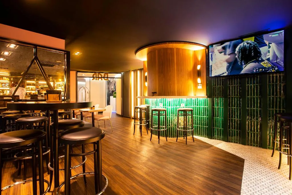 Bar, Hotel Indigo Madrid - Gran Via, Madrid
