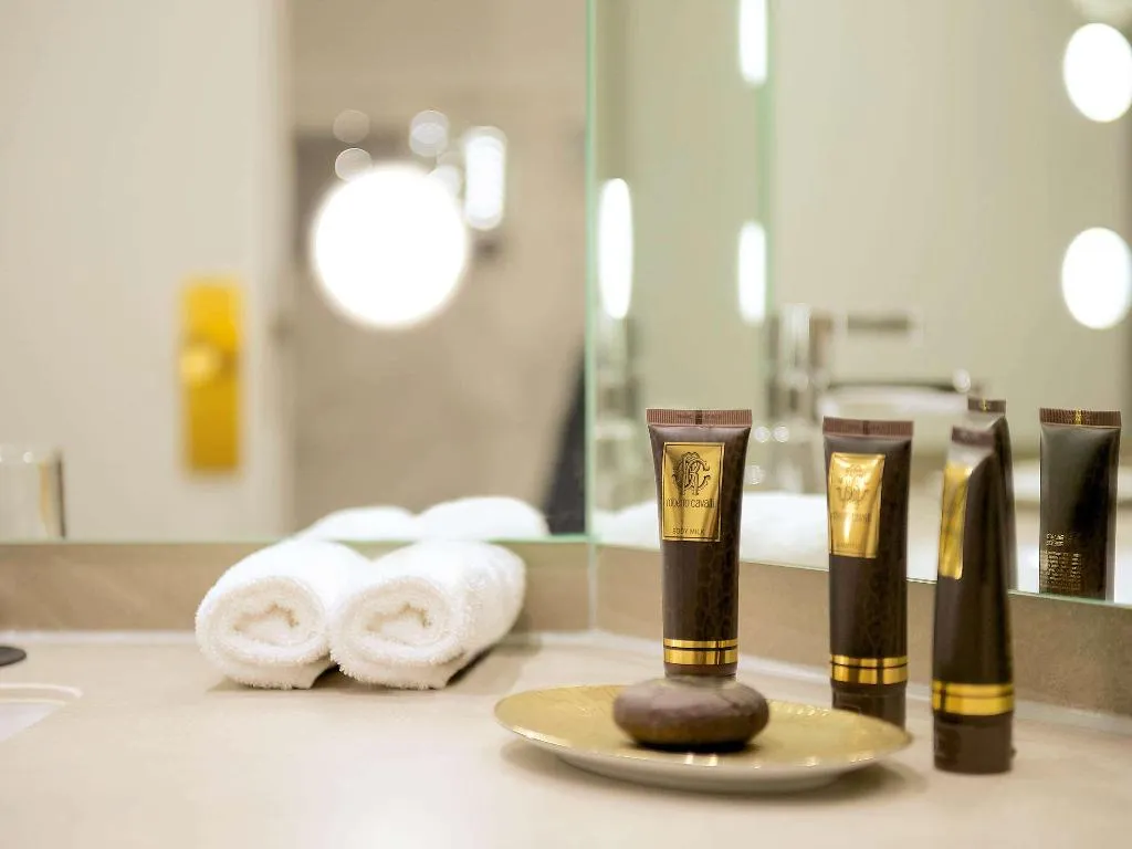 TWIN SUPERIOR Room, Cerretani Hotel Firenze - MGallery Collection, Florence