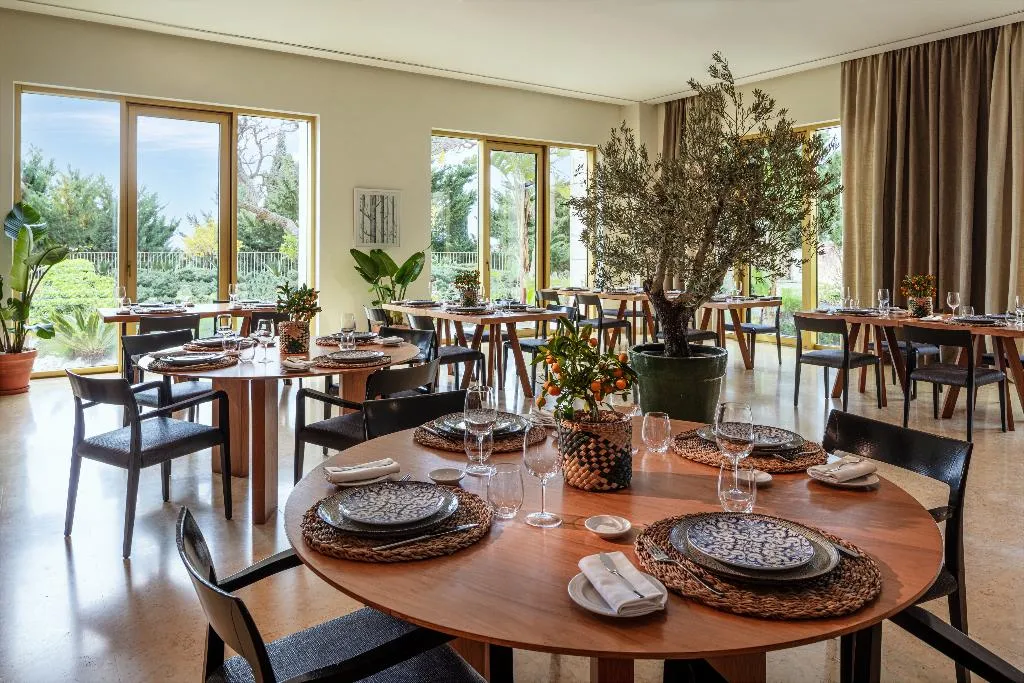 Restaurant, Victoria Golf Resort and Spa Managed by Accor, Algarve