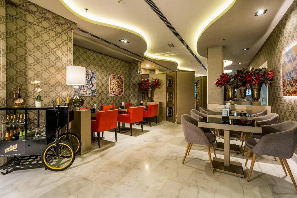 Bar, Hotel Indigo Barcelona Plaza Catalunya, Barcelona