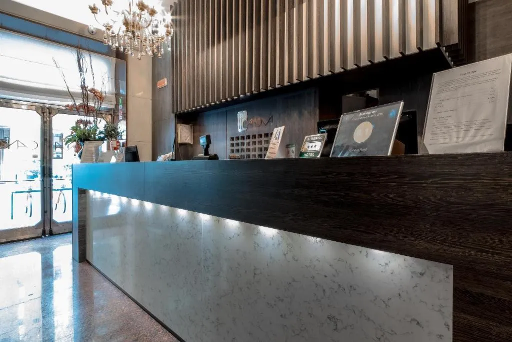 Lobby, Canova, Milan
