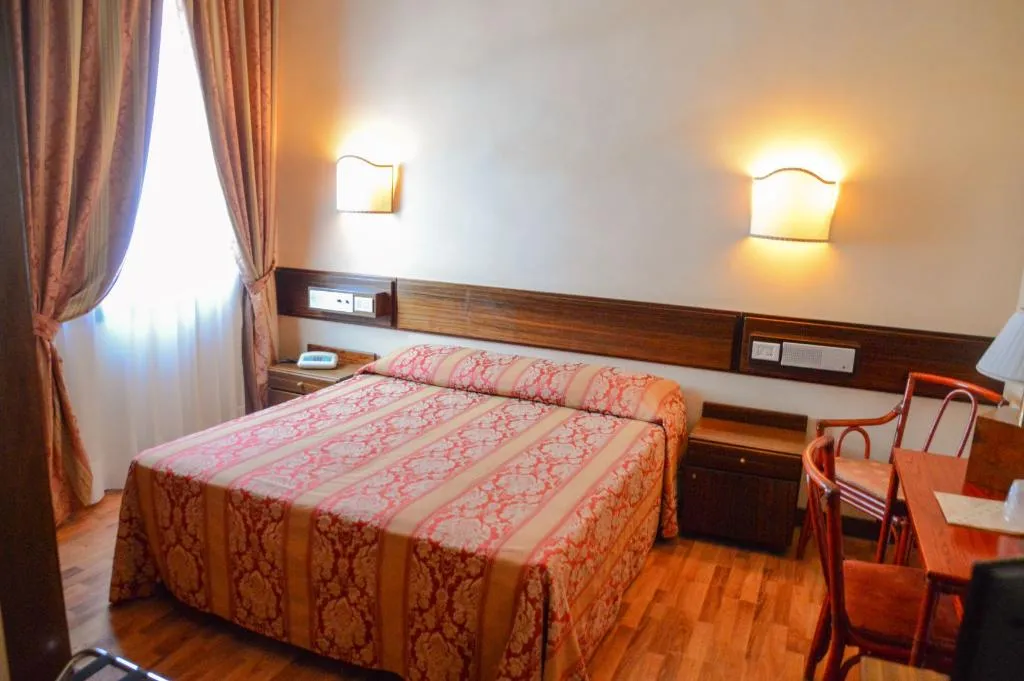 Double or Twin STANDARD Room, Le Boulevard, Venice