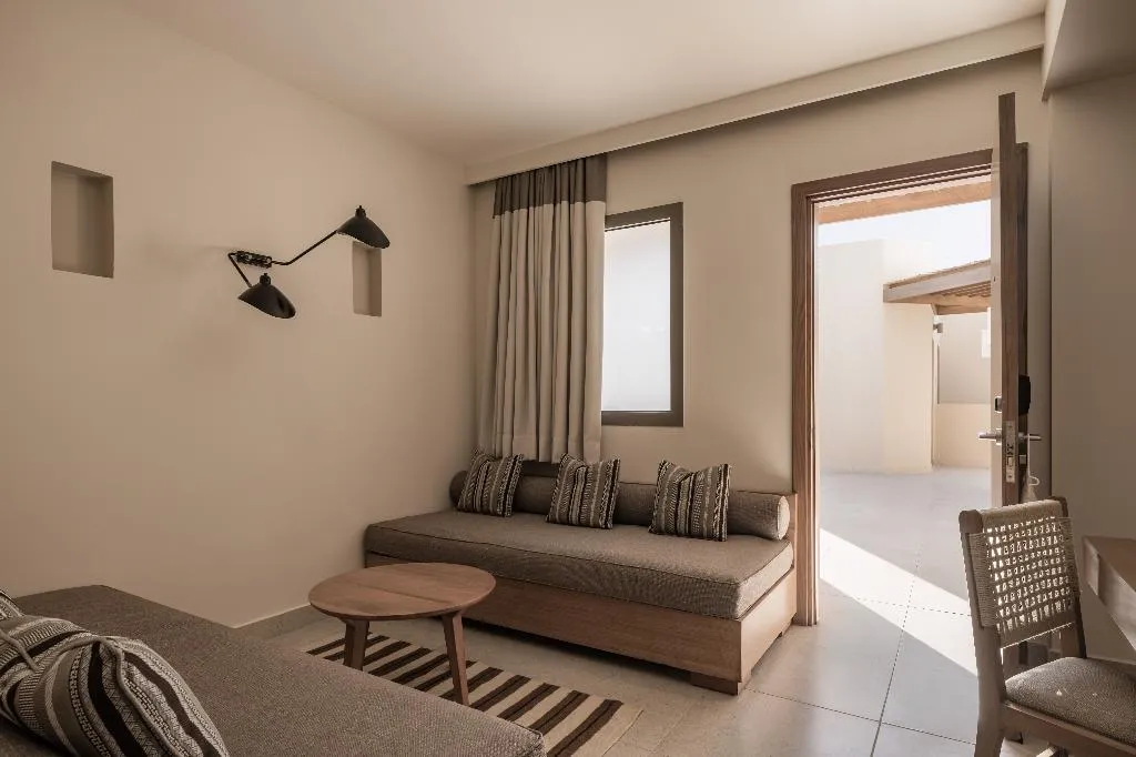 TRIPLE DELUXE SEA VIEW Room, JAZ Elite Riviera, Red Sea Riviera