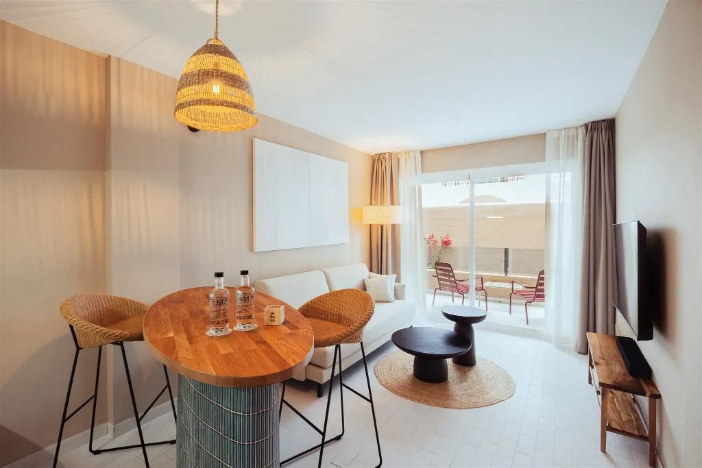 JUNIOR SUITE STANDARD Room, AMA Ibiza Beachfront Suites, Ibiza