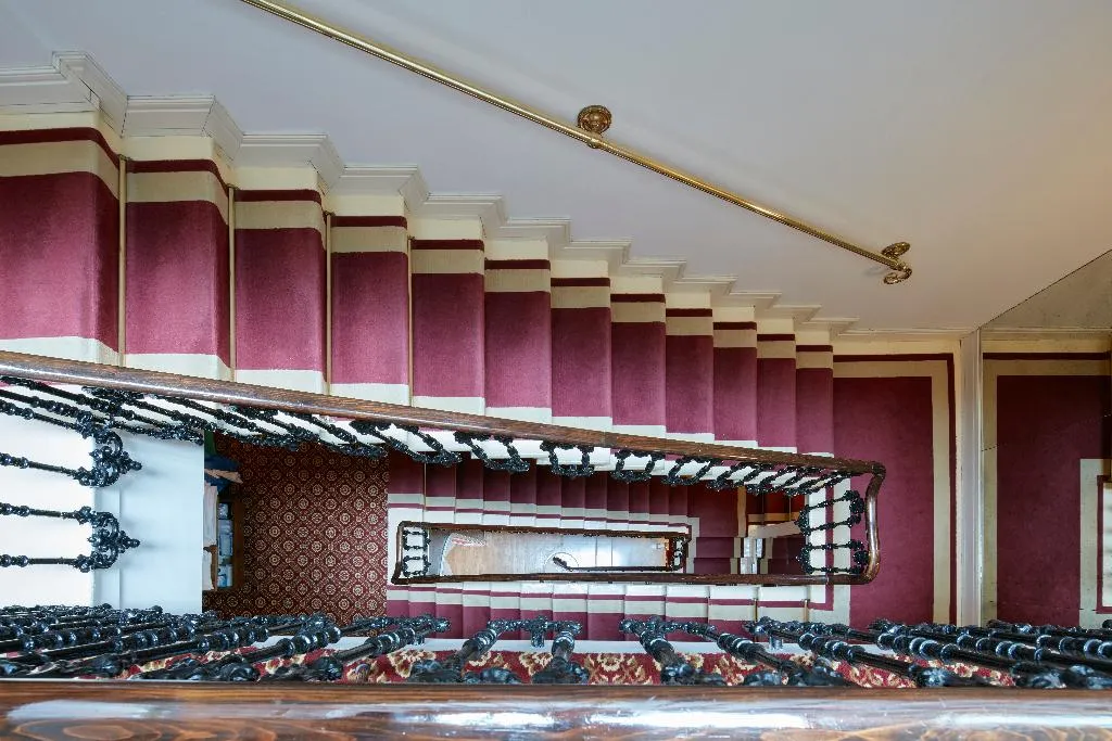 Lobby, Regency, Florence