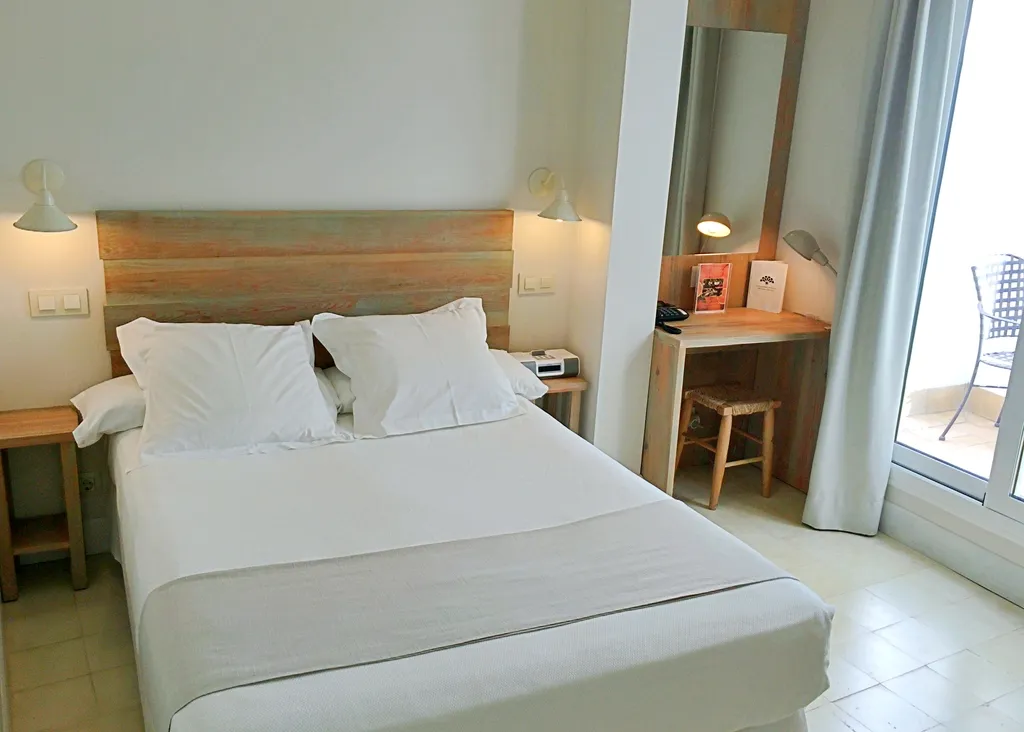 DOUBLE ECONOMY Room, Hotel Boutique Elvira Plaza, Seville