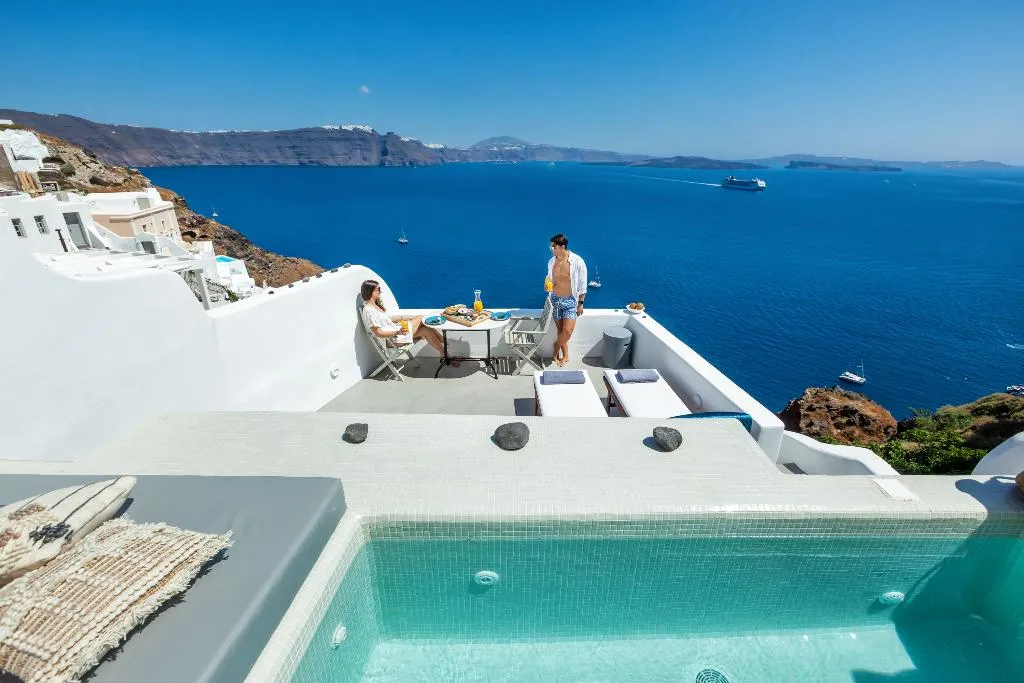 SUITE DELUXE Room, Diamond Luxury Suites, Santorini