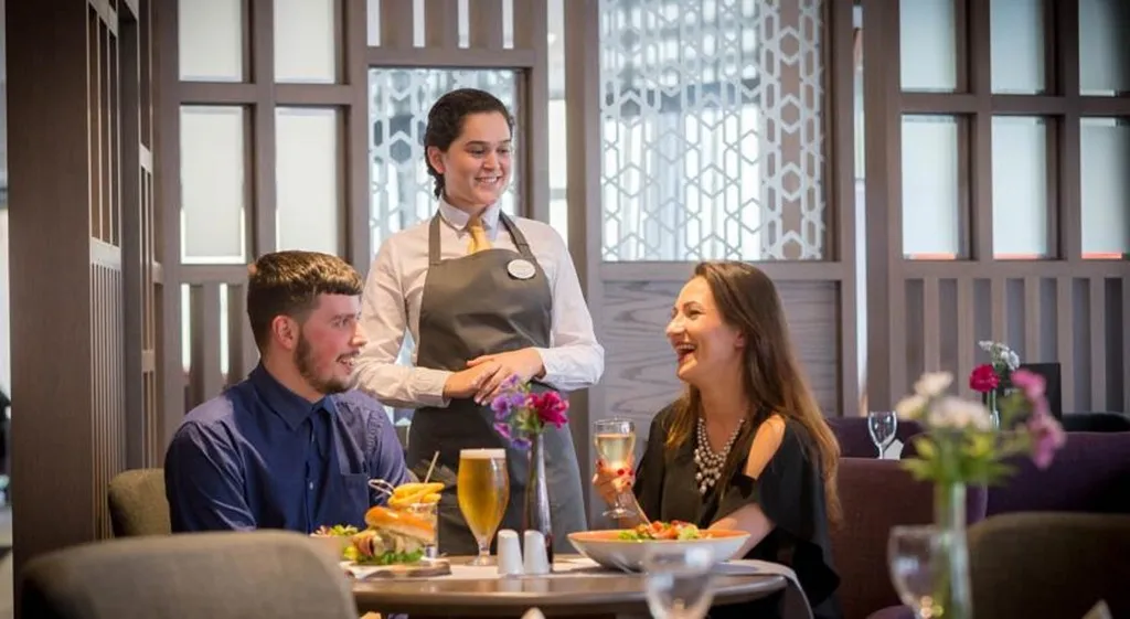 Restaurant, Maldron Hotel Pearse Street, Dublin