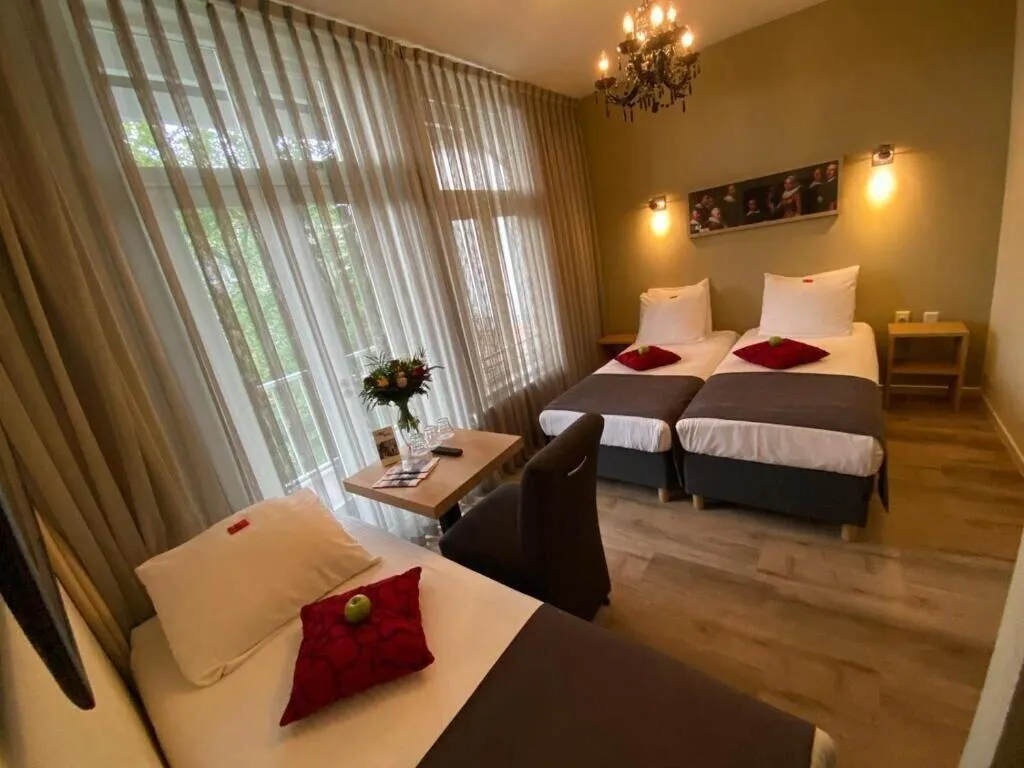 Room, Alp Hotel Amsterdam, Amsterdam