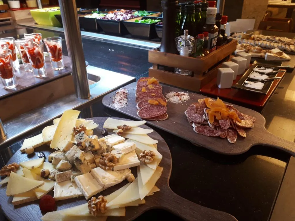 Restaurant, MIM BAQUEIRA Member of Melia Collection, Costa Brava