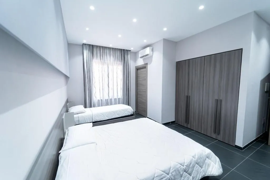 Room, Al Campanile H. Napoli Centro, Naples