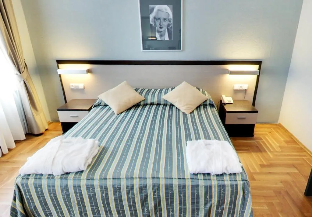 Room, Praga 1, Prague