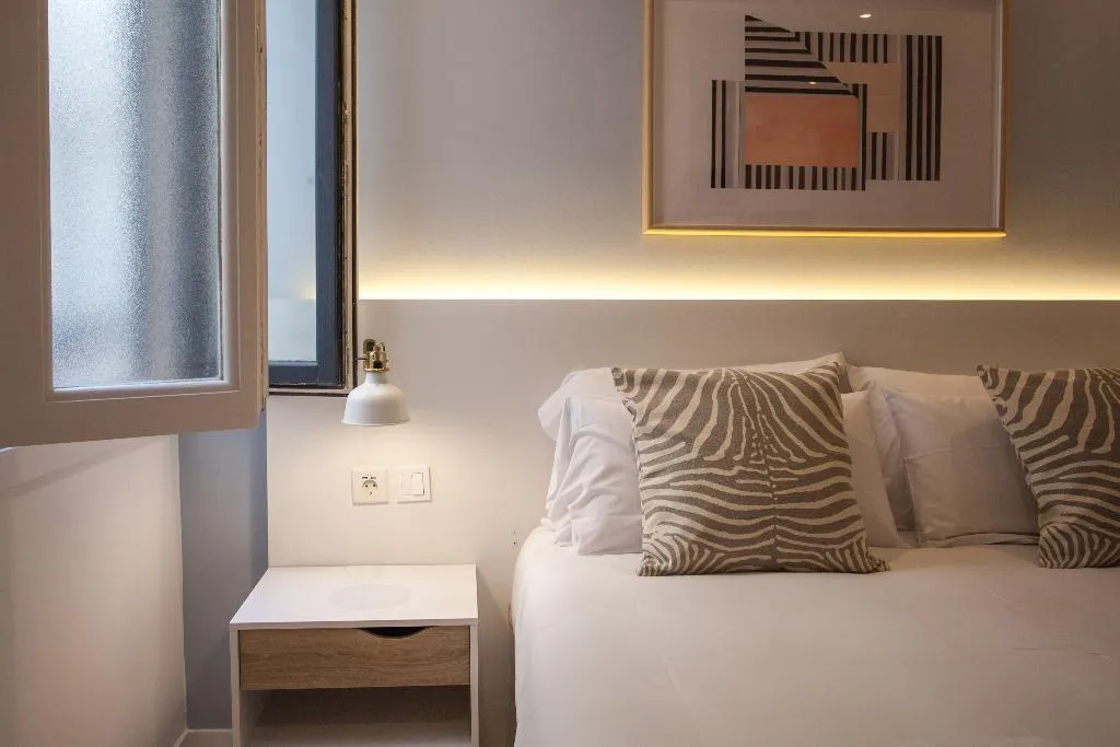 STUDIO INNER Room, Gran Central Suites, Madrid