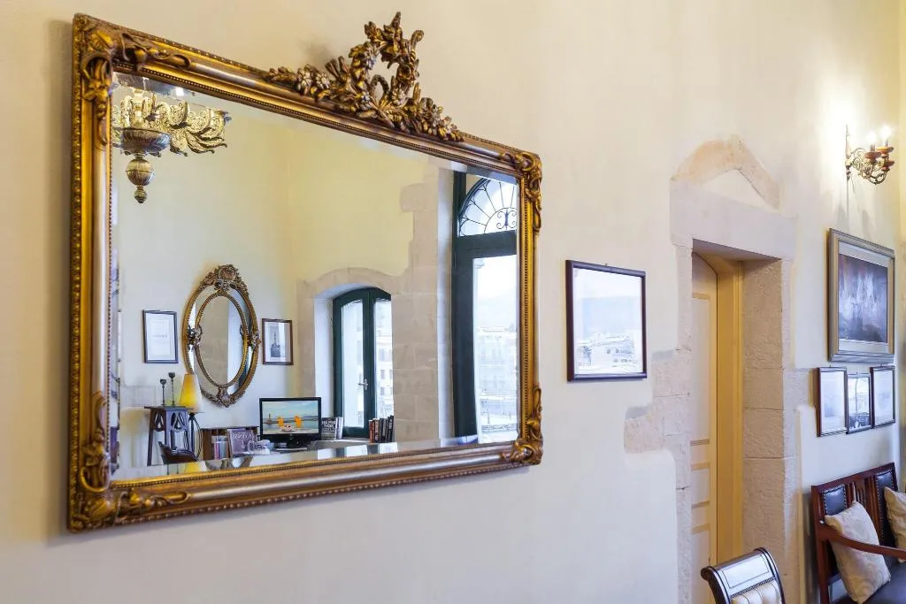 Lobby, Casa Leone, Crete