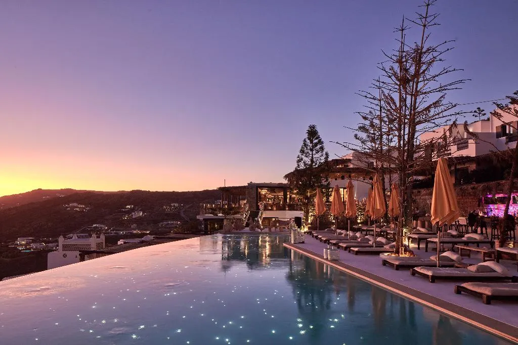 Pool, Myconian Utopia Relais & Chateaux, Mykonos