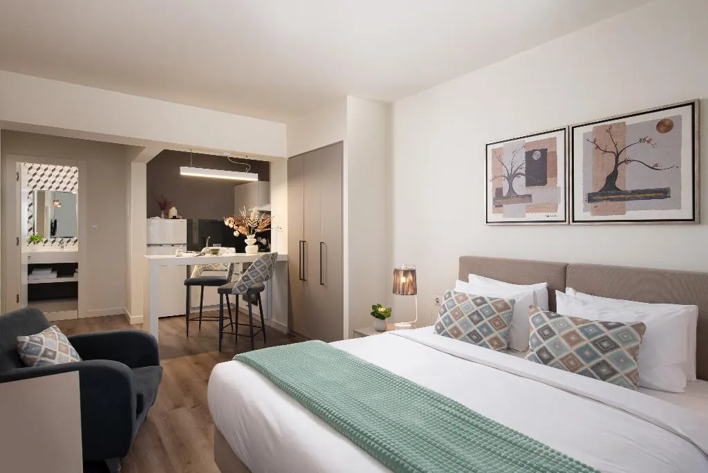 Double or Twin WITH BALCONY Room, The Urban Nest Athens - Suites & Apartments, Athens