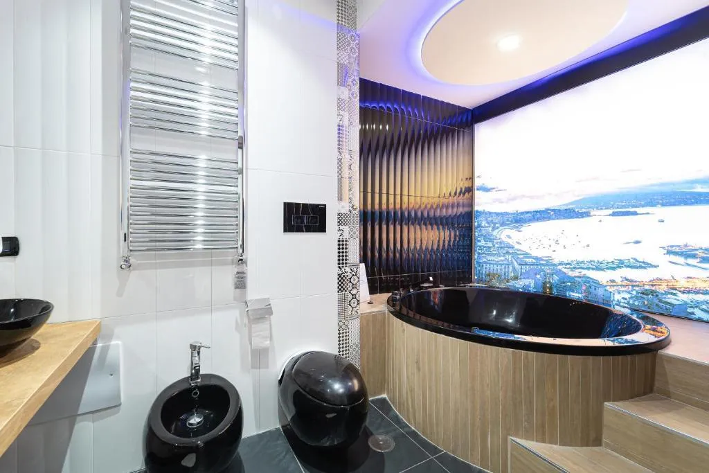 SUITE WITH JACUZZI Room, Al Campanile H. Napoli Centro, Naples