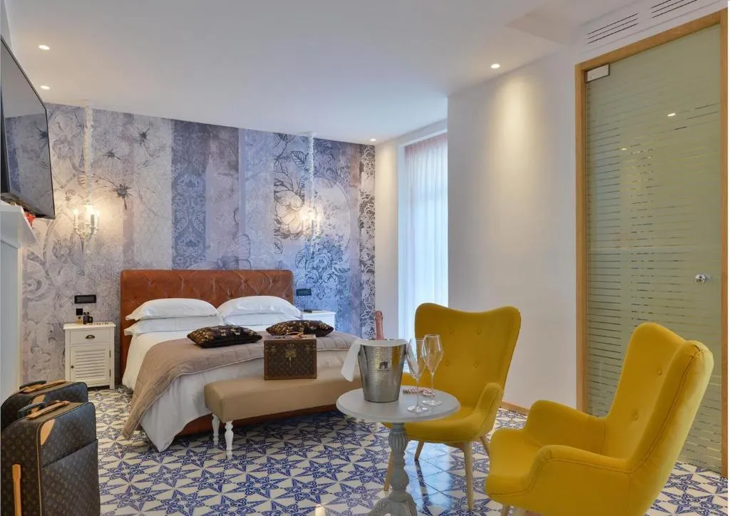 Room, Esplanade Boutique Hotel, Naples