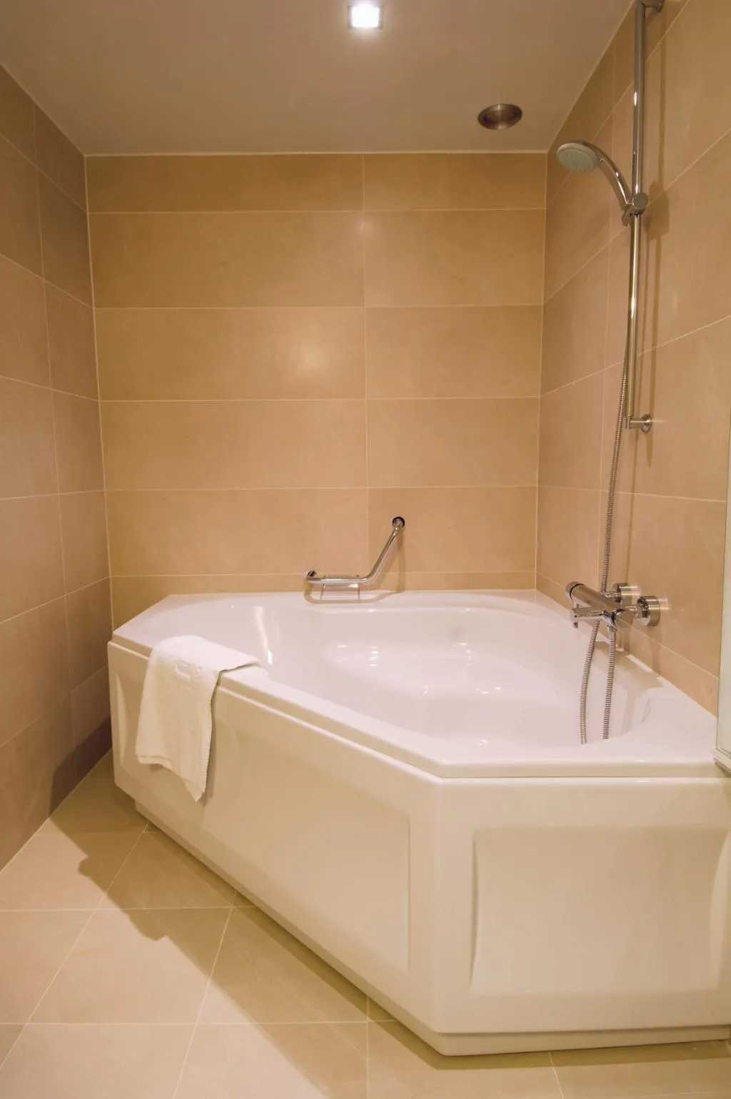 JUNIOR SUITE STANDARD Room, NH Maastricht, Amsterdam